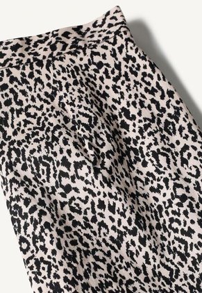 Short Para Mujer  Color Cafe  Marca Seven Seven #28190977