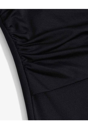 Top Drapeado Asimétrico  Para Mujer Negro Seven Seven
