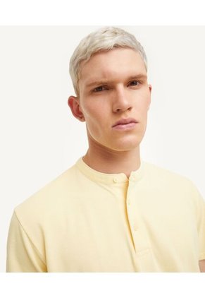 Polo Cuello Mao Sin Bolsillo Hombre Seven Poliéster Amarillo 45110711-1103
