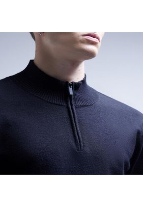 Saco Para Hombre Cuello Alto O Cuello Tortuga Color Negro Marca Seven Seven #45330225