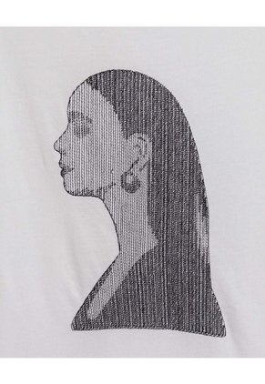 Camiseta Con Bordado  Para Mujer Crudo Seven Seven