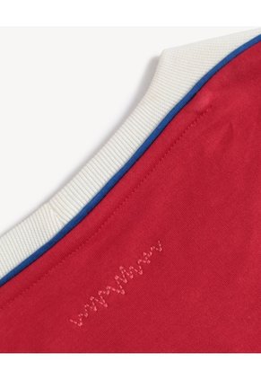 Camiseta Contrastes En Bordes  Para Hombre Rojo Seven Seven