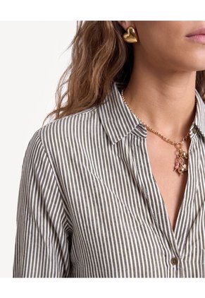 Blusa Camisera Con Mangas Ajustables Para Mujer Verde Seven Seven