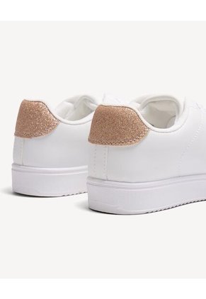 Tenis Con Detalles Brillantes  Para Mujer Café Seven Seven