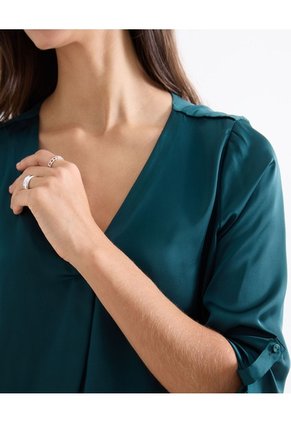 Blusa Satin Escote En V Para Mujer Verde Seven Seven