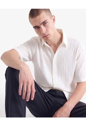 Camisa Texturizada Pechera Oculta  Para Hombre Crudo Seven Seven