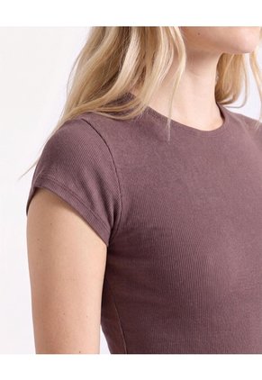 Camiseta De Silueta Definida Para Mujer Café Seven Seven
