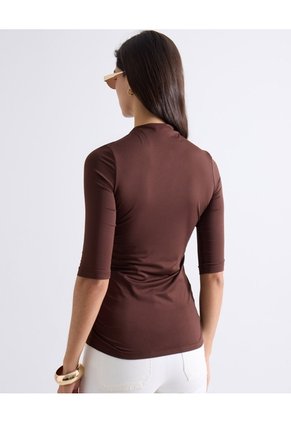 Camiseta Cuello Perkins Ajuste Suave  Para Mujer Café Seven Seven
