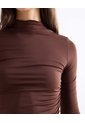 Camiseta Cuello Perkins Ajuste Suave  Para Mujer Café Seven Seven de Seven Seven