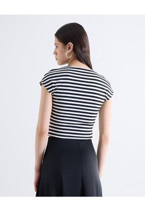 Camiseta Ajustada  Para Mujer Negro Seven Seven