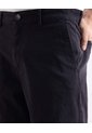 Bermuda Tipo Chino Con Bolsillos  Para Hombre Negro Seven Seven de Seven Seven