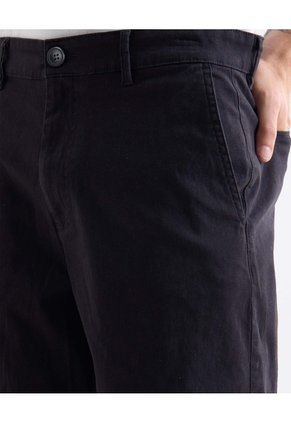 Bermuda Tipo Chino Con Bolsillos  Para Hombre Negro Seven Seven