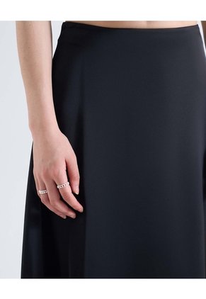 Falda Maxi Satín Para Mujer Negro Seven Seven