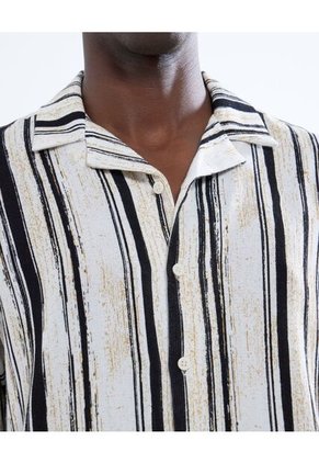 Camisa Para Hombre Manga Corta Color Negro Marca Seven Seven #45012005