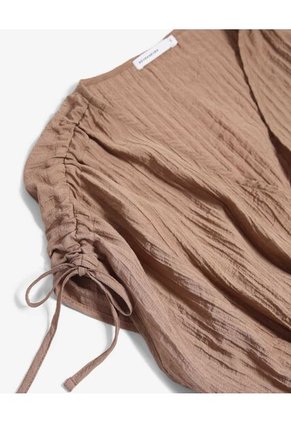 Blusa Crop Fruncida  Para Mujer Arena Seven Seven