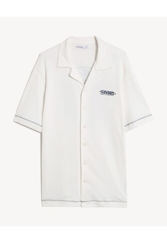 Camisa Relaxed Con Bordado Trasero  Para Hombre Crema Seven Seven Seven Seven