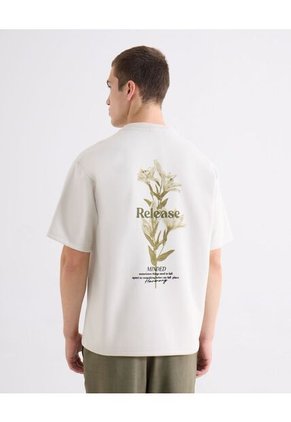 Camiseta Oversize Estampada  Para Hombre Crema Seven Seven