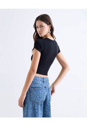 Camiseta Ajustada Flexible Para Mujer Negro Seven Seven