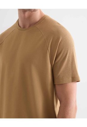 Camiseta Oversize Texturizada  Para Hombre Camel Seven Seven