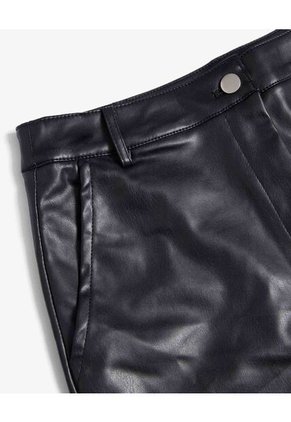 Short Bermuda Efecto Cuero  Para Mujer Negro Seven Seven