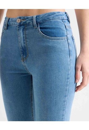 Jean Para Mujer Curvy Color Azul Medio Marca Seven Seven #28160843