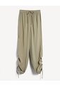 Pantalón Parachute Con Fruncido Lateral  Para Mujer Verde Seven Seven de Seven Seven
