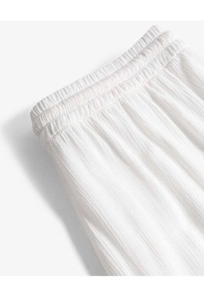 Short  Para Mujer Multiusos Plano Color Hueso Marca Seven Seven #28191152