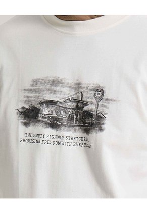 Camiseta Estampado Retro  Para Hombre Marfil Seven Seven
