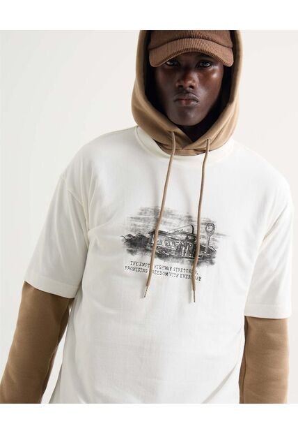 Camiseta Estampado Retro  Para Hombre Marfil Seven Seven