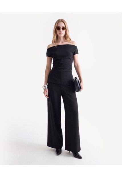 Blusa Con Prenses Y Aberturas  Para Mujer Negro Seven Seven