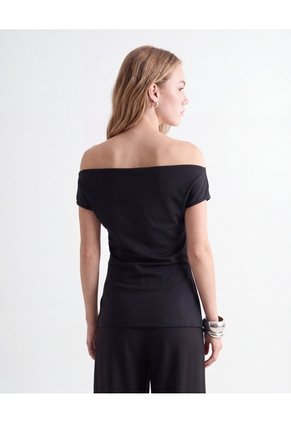 Blusa Con Prenses Y Aberturas Para Mujer Negro Seven Seven