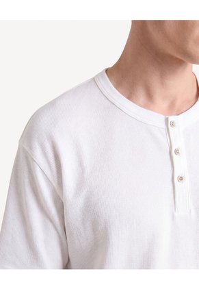 Camiseta Henley Texturizada  Para Hombre Marfil Seven Seven