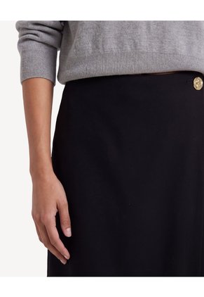 Skort Tapa Frontal Botón Joya  Para Mujer Negro Seven Seven
