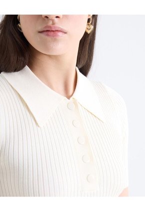 Top Tejido Polo Botonadura Manga Corta  Para Mujer Marfil Seven Seven