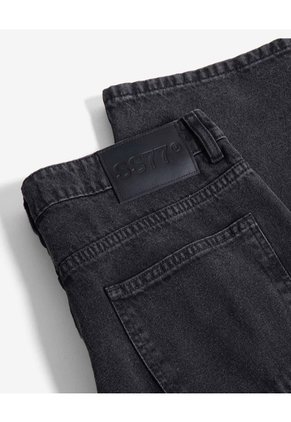 Jean Straight Tono Negro  Para Hombre Negro Seven Seven