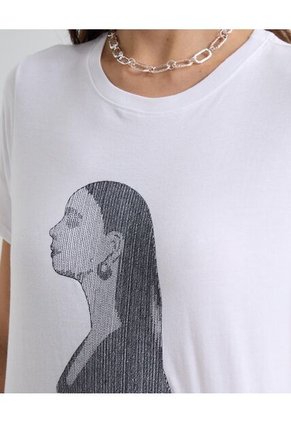 Camiseta Con Bordado Para Mujer Crudo Seven Seven