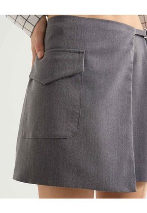 Short Con Tapa  Para Mujer Gris Seven Seven