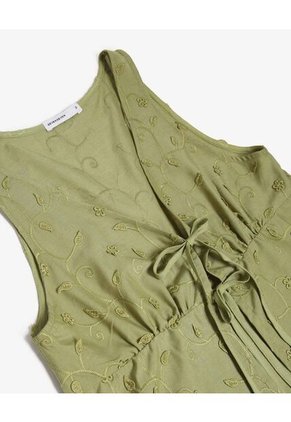Blusa Lace Up En Ojalillo 3D  Para Mujer Verde Seven Seven