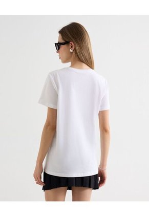 Camiseta Holgada Con Bordado  Para Mujer Crudo Seven Seven