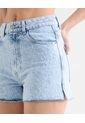 Short Tono Claro Con Desgastes  Para Mujer Crema Seven Seven de Seven Seven