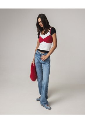 Camiseta Ajustada Cuello Amplio Para Mujer Crudo Seven Seven
