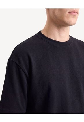 Camiseta Piqué Relax Para Hombre Negro Seven Seven