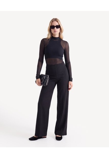 Camiseta Cuello Alto Ajustada  Para Mujer Negro Seven Seven