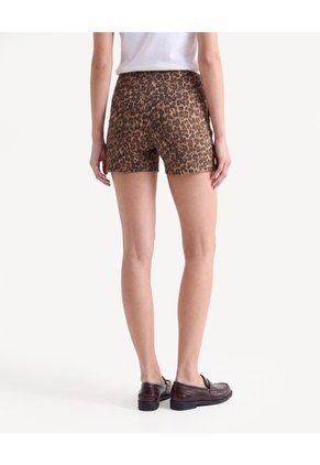 Short Tiro Alto Con Pinzas Para Mujer Café Seven Seven