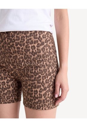 Short Tiro Alto Con Pinzas Para Mujer Café Seven Seven