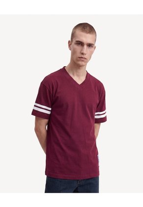 Camiseta Cuello V Bordada  Para Hombre Vino Seven Seven