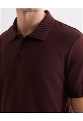 Polo Para Hombre Cuello Tejido Sin Bolsillo Color Vino Marca Seven Seven #45110936