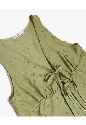 Blusa Lace Up En Ojalillo 3D  Para Mujer Verde Seven Seven
