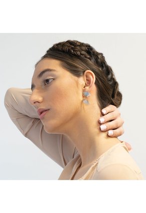 Aretes De Poste Relieve Abanico Ondulado Dorado Sirene Rose Joyas