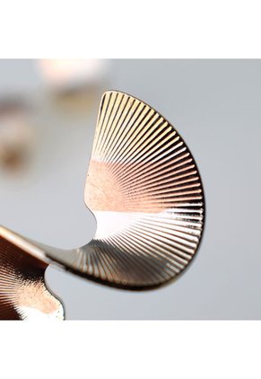 Aretes De Poste Relieve Abanico Ondulado Dorado Sirene Rose Joyas